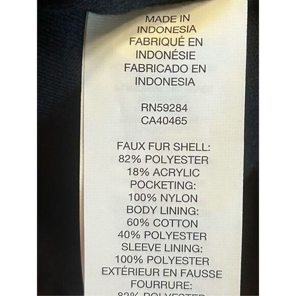 The Children’s Place zip up fleece black/gray camo NWT size 12 -18 months (4416) - Picture 5 of 5